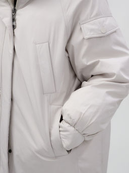 Куртка летучая мышь женская с капюшоном зимняя бежевого цвета 9630B - Mtforce фото 9