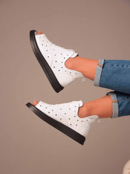 Босоножки 1059.0132bl.Белый