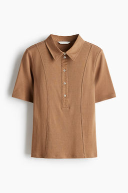 Top con cuello camisero