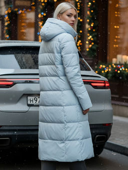 Пальто утепленное стеганное зимнее с капюшоном женское голубого цвета 9620Gl - Mtforce фото 23