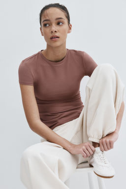 Camiseta entallada de microfibra - H&m фото 9
