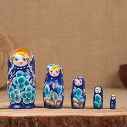 Матрёшка дерево «Клава», голубое платье, 5-кукольная, 12 см