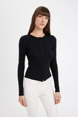 Кардиган узкого кроя с круглым вырезом в рубчик и камзолом