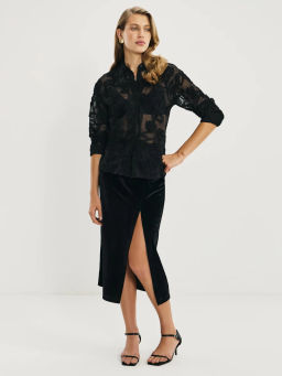 Блузка с аппликациями / Zarina