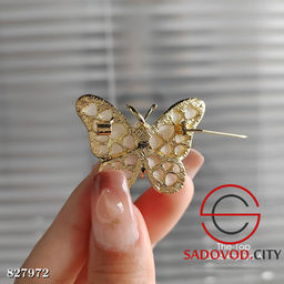 Брошь бабочка на булавке