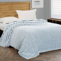 Плед/покрывало 180х200см "Белый тигр-008", велсофт "Мармари" полоса, высокий ворс, полиэстер 100%, плотность 350г/м2, упаковка пояс бумажный, "Домашняя мода" (Россия)