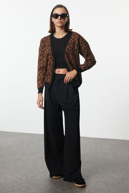 TRENDYOLMILLA Siyah Yumusak Dokulu Leopar Desenli Triko H?rka TWOAW25HI00330 фото 2