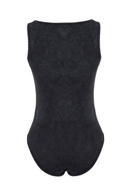 TRENDYOLMILLA Siyah Eskitme/Soluk Efektli Pamuklu Esnek Havuz Yaka Esnek C?tc?tl? Orme Body TWOSS24BD00002  фото 8
