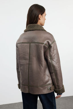 Vizon Regular Kal?p Yakas? Kemer Detayl? Peluslu Suet Biker Ceket Mont TWOAW25MO00011 - Trendyolmilla фото 5