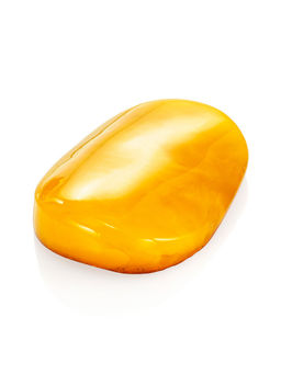 Крупный текстурный глянцевый кусочек янтаря темно-медового цвета 52х36х8 мм
