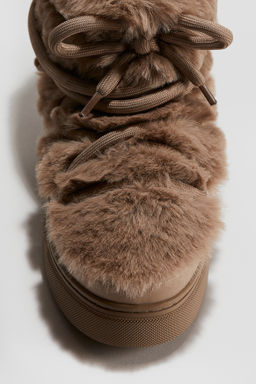 Botas de nieve efecto pelo con forro c?lido - H&m фото 5