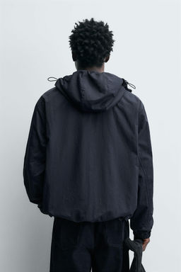 LIGHTWEIGHT TECHNICAL HOODED JACKET - Zara фото 3