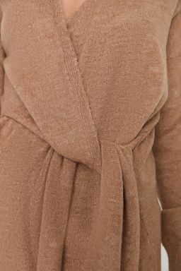 Camel Yumusak Dokulu Midi Triko Kruvaze Yaka Baglama Detayl? Elbise TWOAW21EL0260