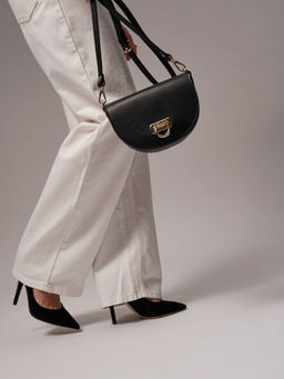 Сумка кожаная кросс-боди Azaro 31032 черная