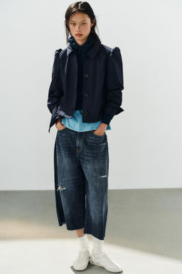 BLAZER CORTA FRUNCES HOMBRO / Azul