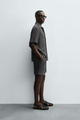 JACQUARD TEXTURED BERMUDA SHORTS - Zara фото 4