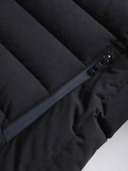 Куртка мужская стёганая с капюшоном с графеновой подкладкой черного цвета 9623_1Ch