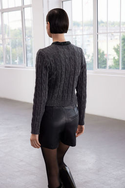 Limited Edition Antrasit Yumusak Dokulu Sac Orgulu Triko Kazak TWOAW25KZ00333 - Trendyolmilla фото 5