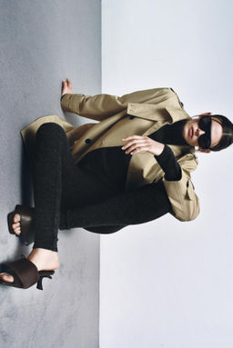 LEATHER KITTEN-HEEL SANDALS - Zara фото 3