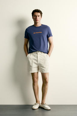 CAMISETA RELAXED FIT TEXTO BORDADO / Marino