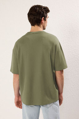 TRENDYOL MAN Lacivert Unisex Oversize/Genis Kesim Palmiye Patchli Interlok T-Shirt TMNSS25TS00024 - Trendyolmilla фото 4