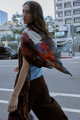 FLORAL PRINT SCARF - Zara фото 4