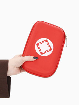 Косметичка-аптечка дорожная на молнии, с принтом Медицинская, красная - Simaland фото 4