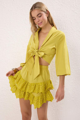 TRENDYOLMILLA Plaj Giyim Briddal Beyaz Mini Dokuma Brode Detayl? Flaml? Pamuk Plaj Etek TBESS24ET00004 фото 43