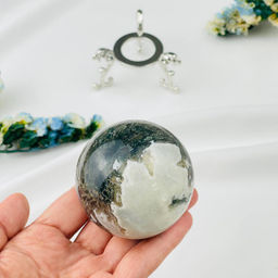 Шар из Мохового агата