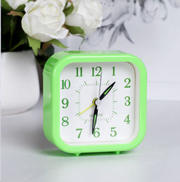 Будильник 9х3,9х9,2 см / 6638L зеленый /уп 200/ 737959