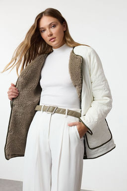 Ekru Renk Bloklu Oversize Kal?p Pelus Detayl? Kapitone Mont TWOAW25MO00305 - Trendyolmilla фото 2