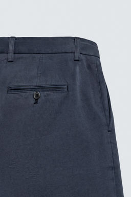 BERMUDA RELAXED FIT PLIEGUES AARON LEVINE X ZARA / az-empolvado