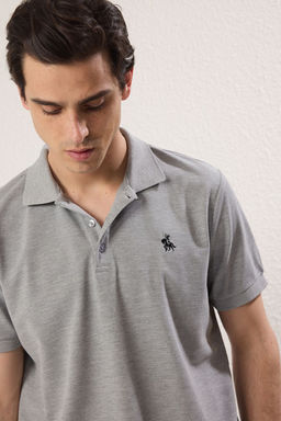TRENDYOL MAN Gri Regular/Normal Kesim Nak?s Detayl? Polo Yaka T-shirt TMNSS25PO00017 - Trendyolmilla фото 3