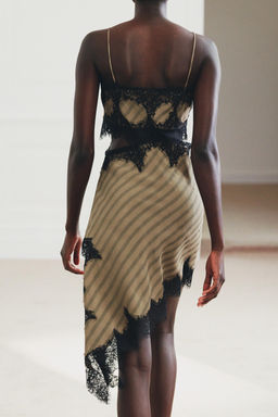 VESTIDO LENCERO CUT OUT ZW COLLECTION / Vis?n - Zara фото 3