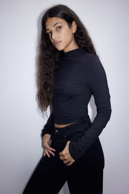 Top con cuello perkins - H&m фото 3