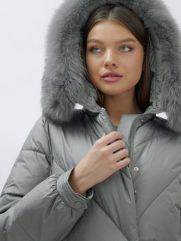 Пальто женское зимние с мехом песец люкс класса серого цвета 1316Sr