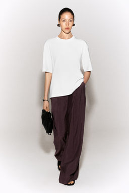 PANTAL?N WIDE LEG DE MODAL PINZAS