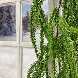 Гирлянда хвойная "Лесные лапки" 2,7 м резина (65 веток), Зеленый