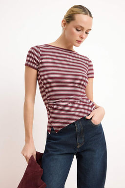 Pembe Cizgili Fitted/Vucuda Oturan K?sa Kollu Buzgulu Fitilli Esnek Orme Bluz TWOSS26BZ00377