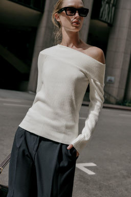 SOFT RIBBED ASYMMETRIC TOP - Zara фото 2