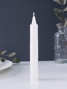 Цена за 25 шт. Свеча парафиновая бытовая 50 г, 17 см, 7-8 ч