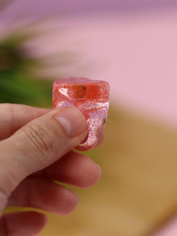 Кольцо акриловое GIRLY "Red heart", red (d=1,7 см)