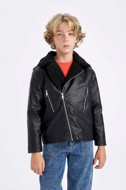 Водоотталкивающее пальто из искусственной кожи с карманом на молнии и подкладкой из искусственного меха для мальчиков - Defacto фото 3