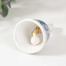 Колокольчик керамика «Синие цветы с завитками», 4.8×4.8×7.8 см