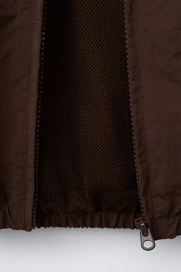 NYLON JACKET WITH CHAMPION ® X ZARA BAG  фото 6