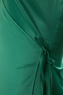 TRENDYOLMILLA Siyah A-Kesim Saten Dokuma Uzun S?k Abiye & Mezuniyet Elbise TPRSS25AE00108  фото 3