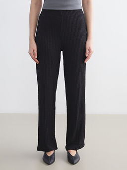 Beli Lastikli Dokulu Geni? Pa?a Kad?n Pantolon