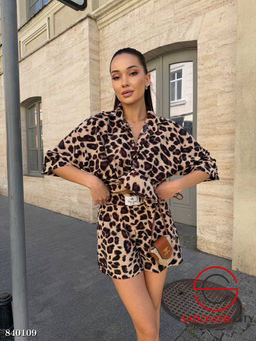 Костюм женский (рубашка и шорты)