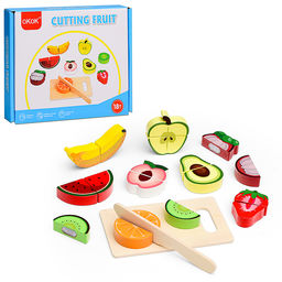 Набор продуктов с дощечкой и ножиком