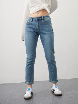 Женские Джинсы Бойфренды